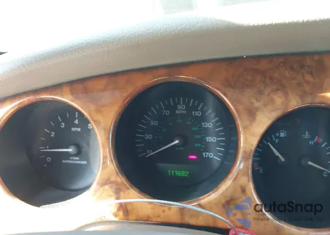 2002 Jaguar Xkr z USA, uszkodzony, nr VIN SAJDA42B82PA25005